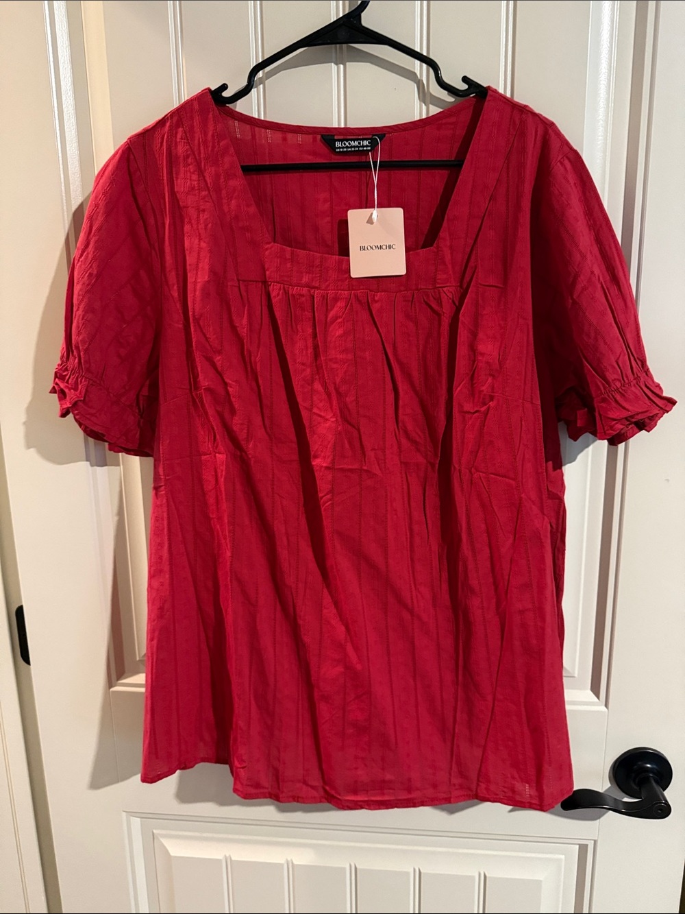 BloomChic Vibrant Brick Red Square-Neck Short Sleeve Blouse